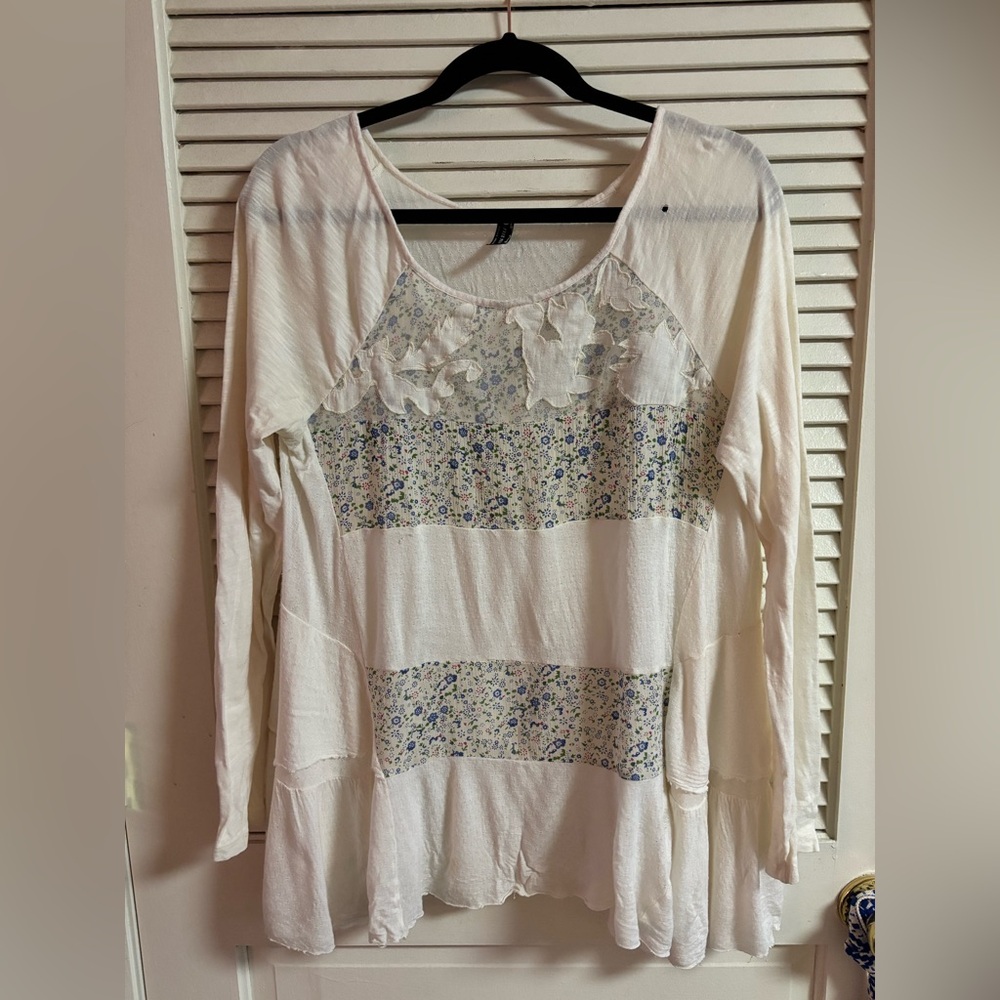 Free People Vintage Long Sleeve Top size M